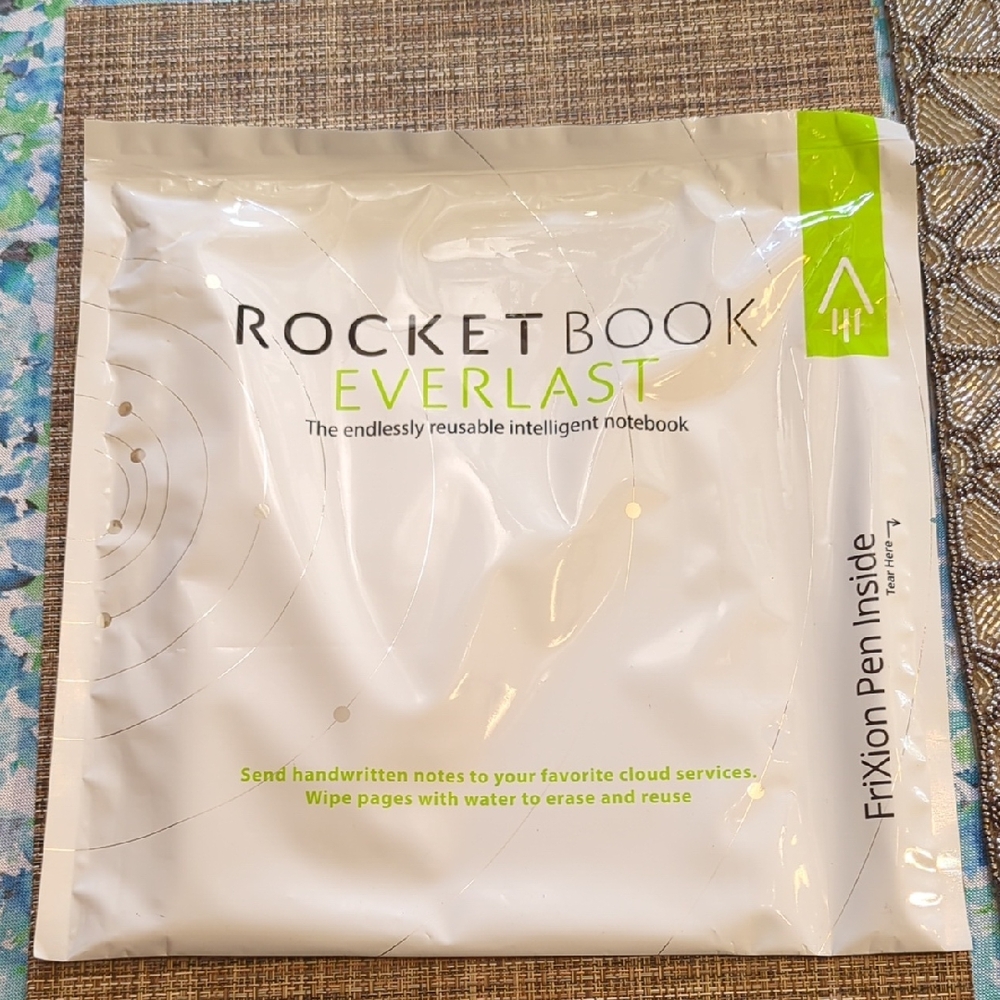 Rocketbook Everlast Reusable Notebook Dark Blue